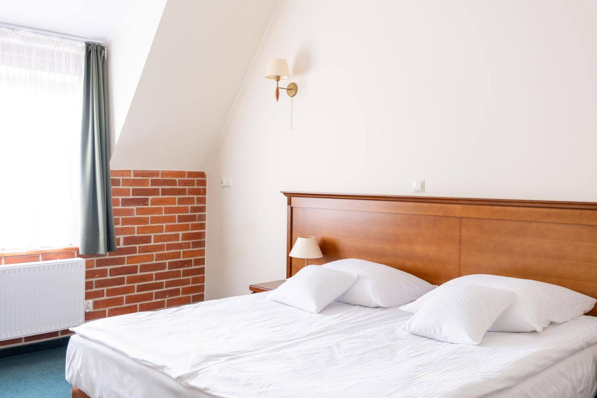 Hotel Szymbark シンバルク エクステリア 写真